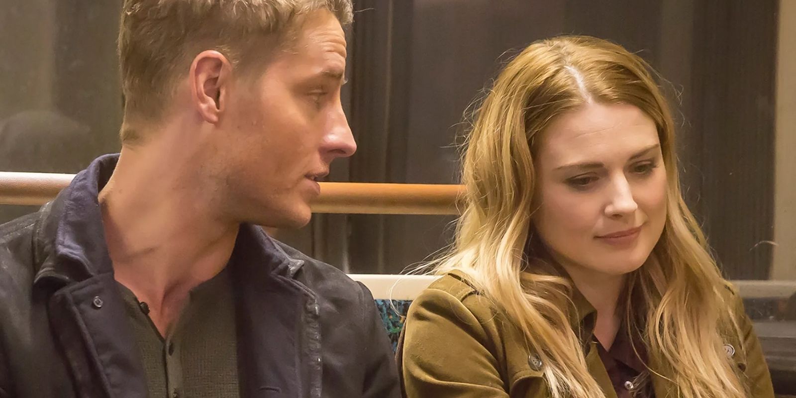 Kevin Pearson talks to Sophie on the subway in This Is Us.