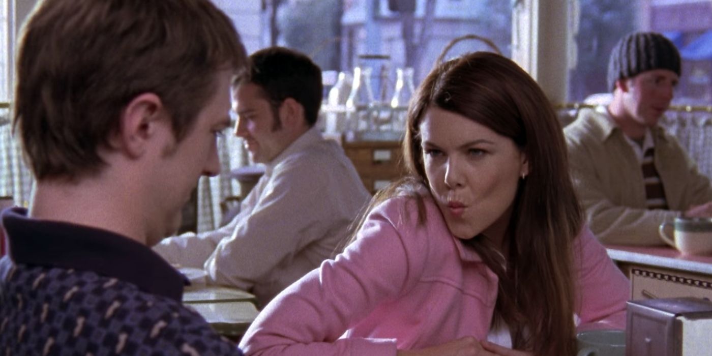 Lorelai making a kissing face at Kirk at the diner on Gilmore Girls