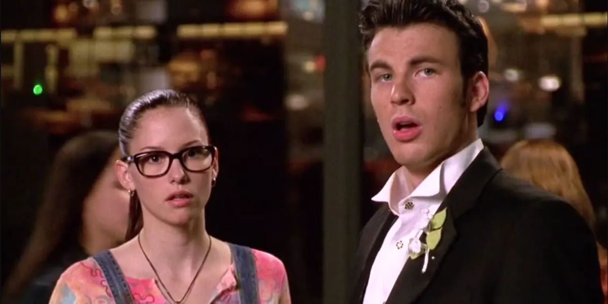 Chris Evans and Chyler Leigh in Not Another Teen Movie