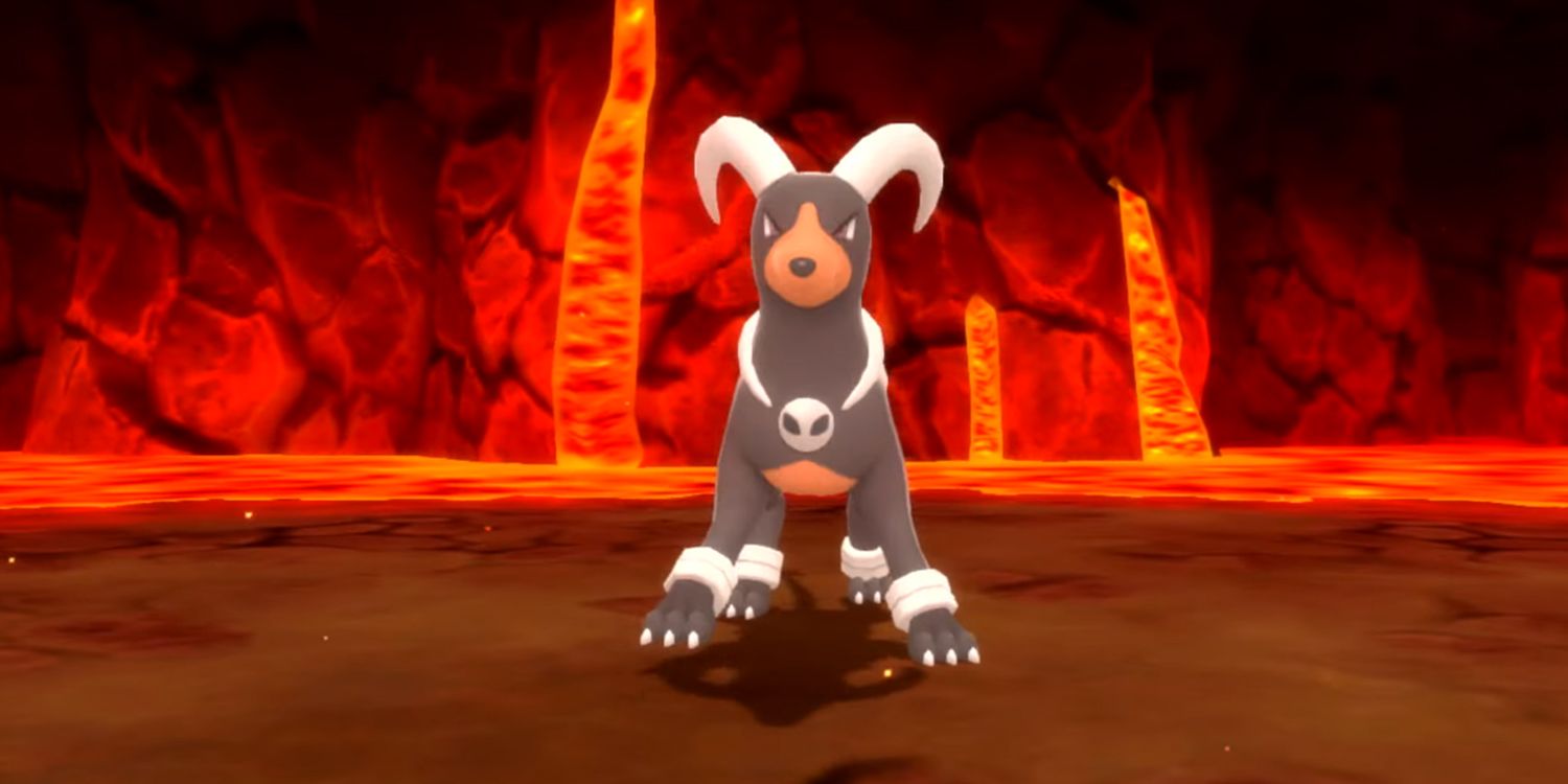 A Houndoom in battle in Pokémon Brilliant Diamond &amp; Shining Pearl