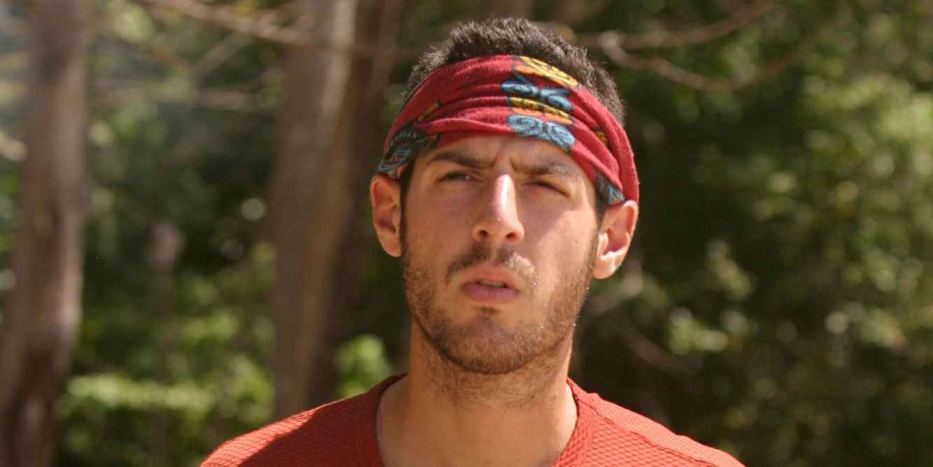 Rob Cesternino looking confused in Survivor: The Amazon