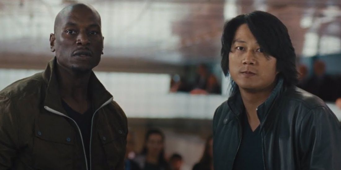 Han and Roman in subway fight in The Fast and the Furious 6