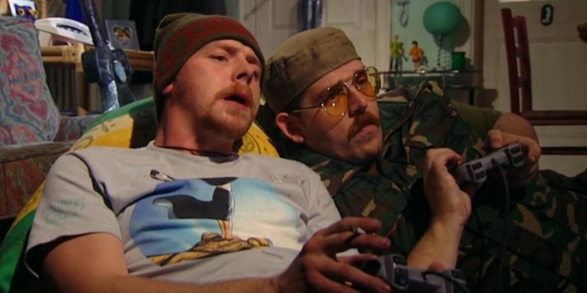 Simon Pegg and Nick Frost playing video games in Spaced