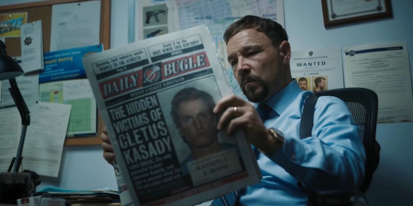 A detective reads the Daily Bugle with Cletus on the front page in Venom: Let There Be Carnage.