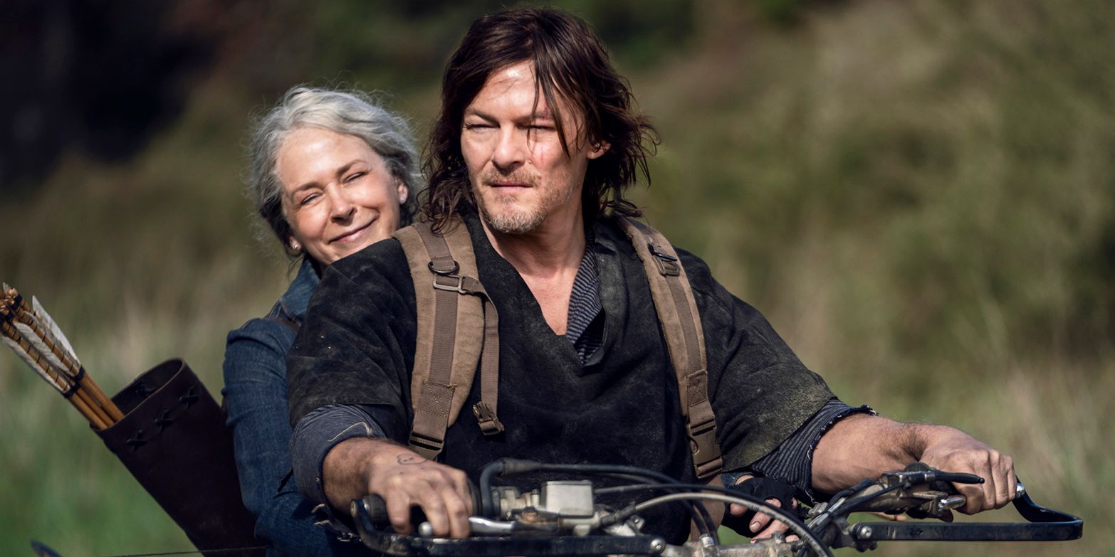 Carol y Daryl de The Walking Dead en bicicleta