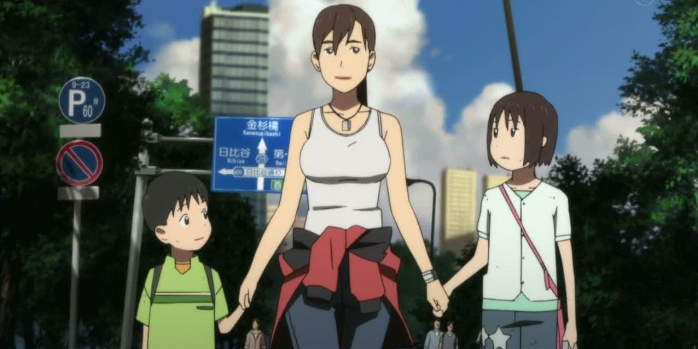 Mari, Mirai, and Yuuki walking down the street, holding hands