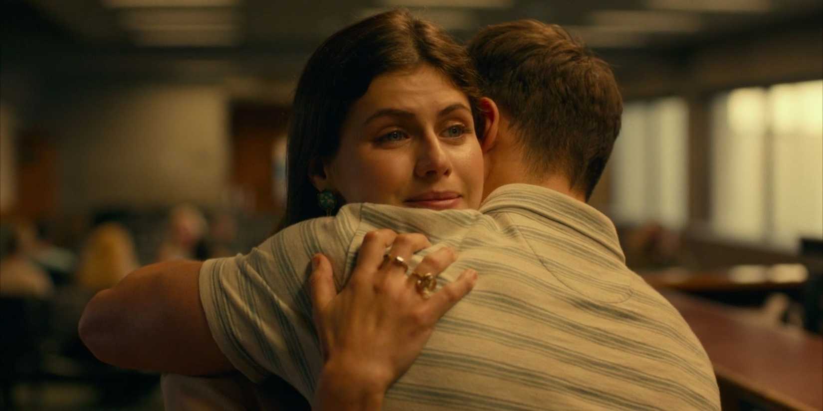 Rachel Patton (Alexandra Daddario) tearfully hugging Shane (Jake Lacy) in The White Lotus