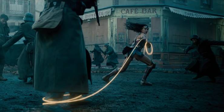 Wonder Woman using the Lasso Of Hestia to grab a soldier in Patty Jenkins Wonder Woman.jpg?q=50&fit=crop&w=740&h=370&dpr=1
