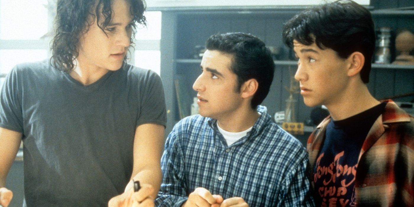 Patrick, Michael, and Cameron talking in 10 Things i Hate About You
