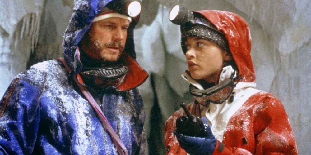 Bill Paxton and Robin Tunney In Vertical Limit