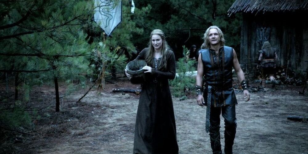 Mikael and Esther Mikaelson in The Vampire Diaries