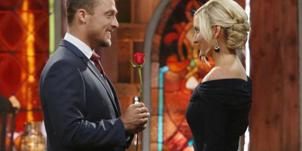 A contestant receives the rose on The Bachelor Israel
