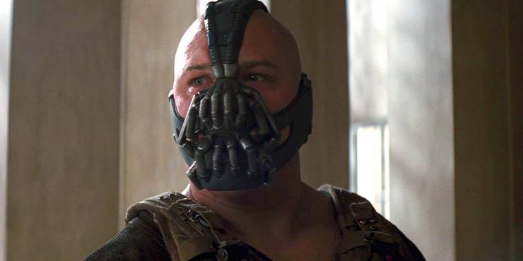 8 Reasons Why Tom Hardy's Bane (And Not Venom) Is His Best Superhero Movie Character 14 Bane in The Dark Knigh Rises.jpg?q=50&fit=crop&w=740&h=370&dpr=1