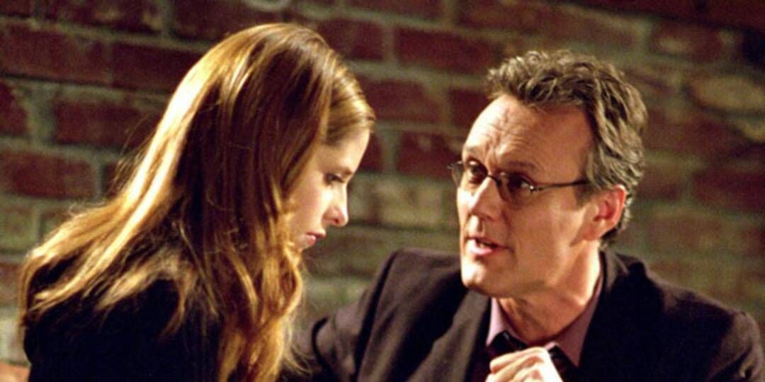 Buffy and Giles in Buffy the Vampire Slayer