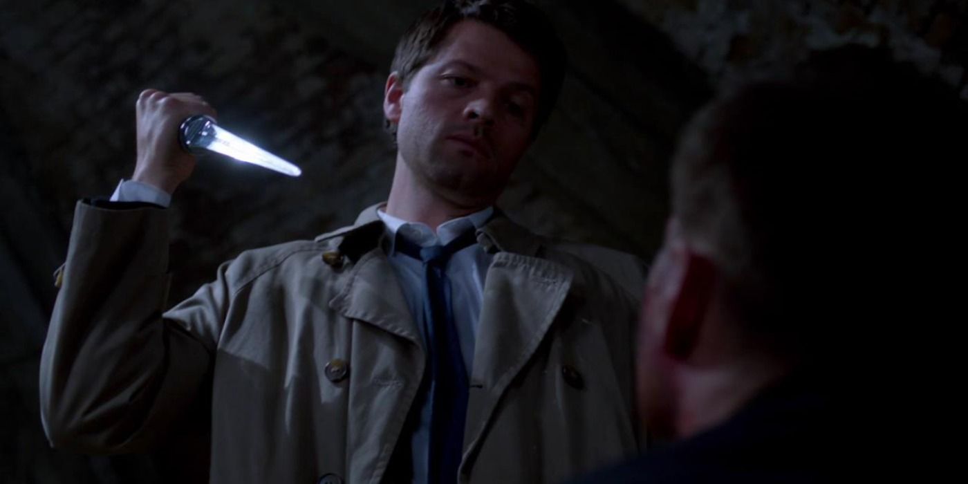 Castiel nearly kills Dean under Naomi's orders before taking the Angel tablet in Supernatural