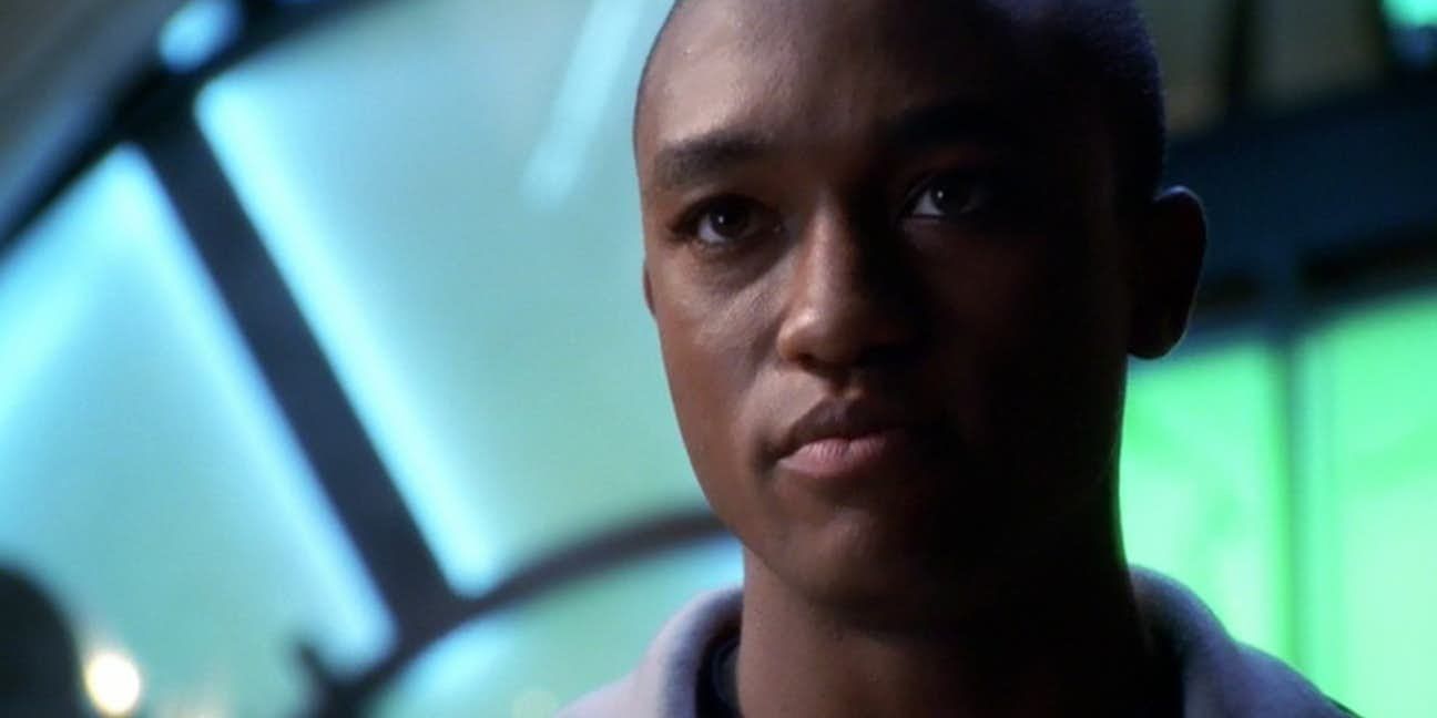 Victor Stone aka Cyborg meets Clark for the first time in Smallville