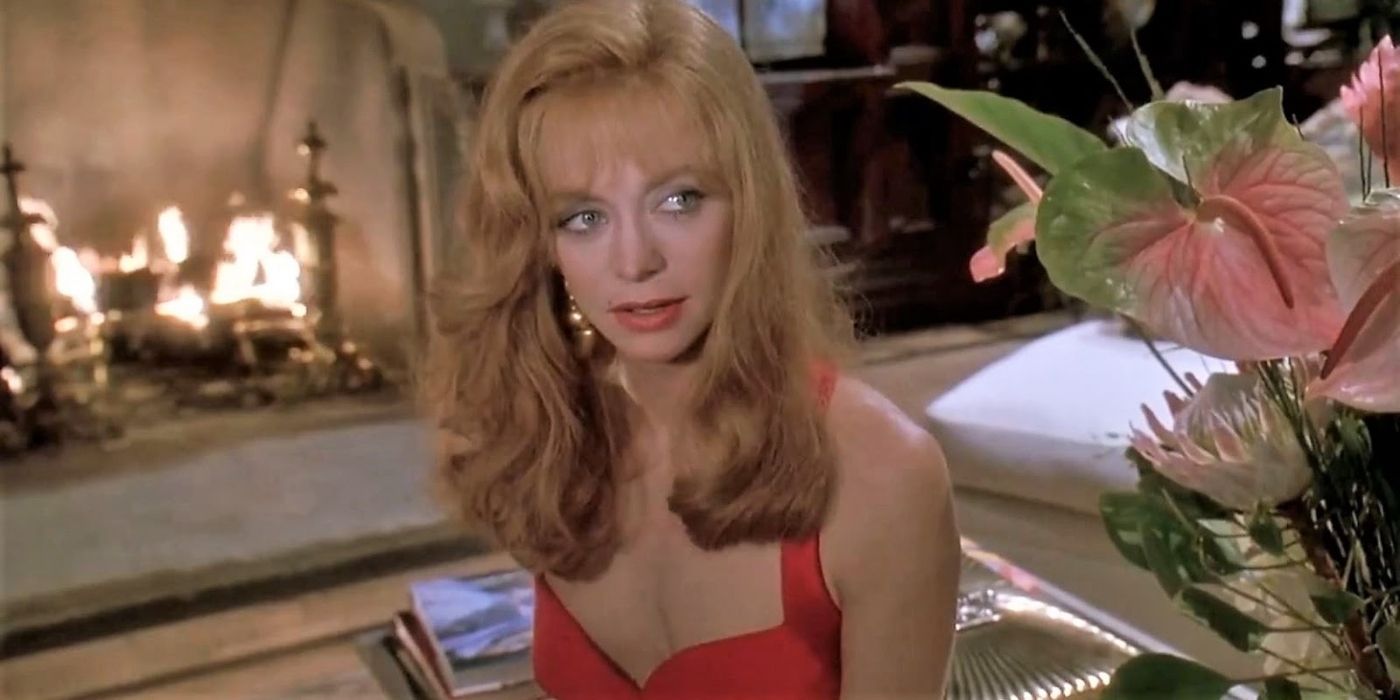 Madeline looking seductive in Death Becomes Her