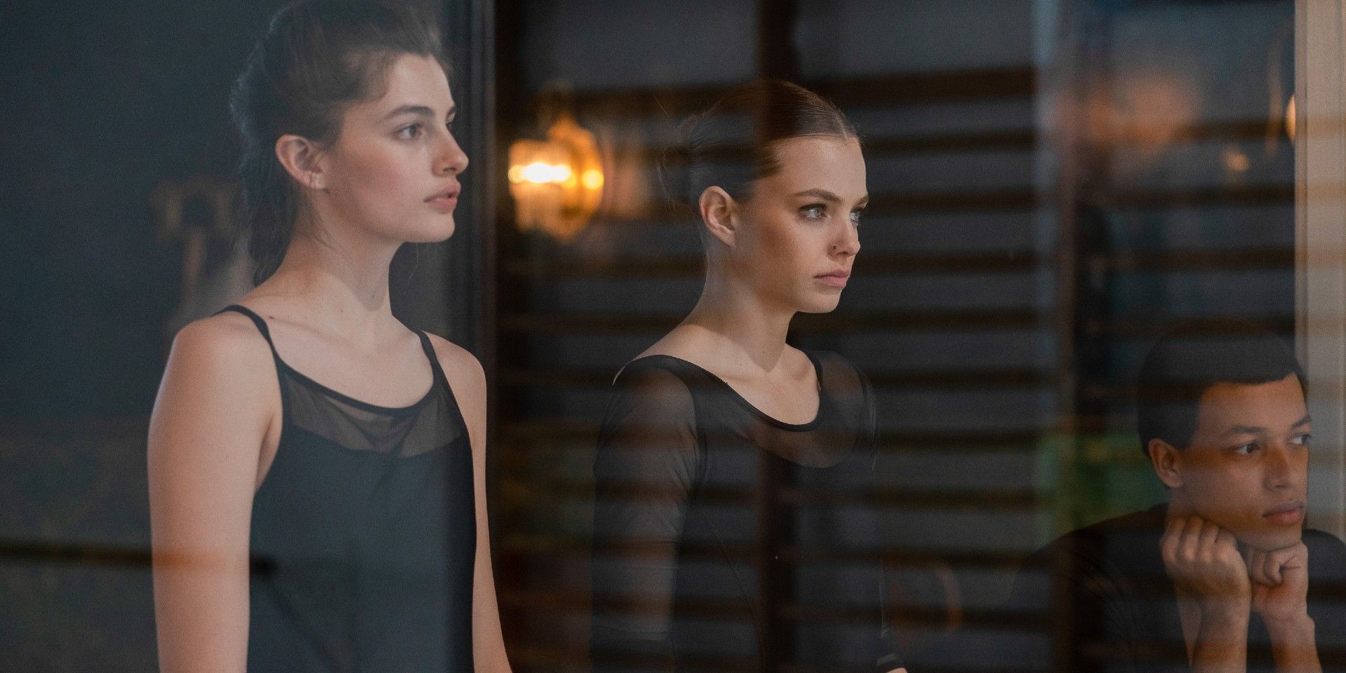 Diana Silvers, Kristine Froseth, and Solomon Golding in Birds of Paradise