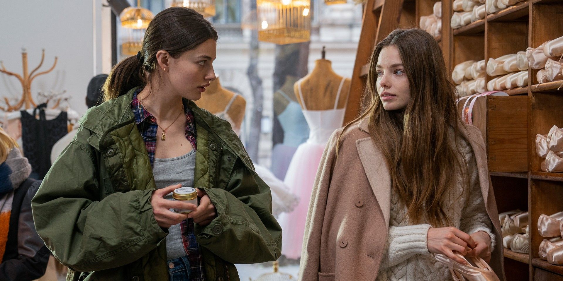 Diana Silvers and Kristine Froseth in Birds of Paradise
