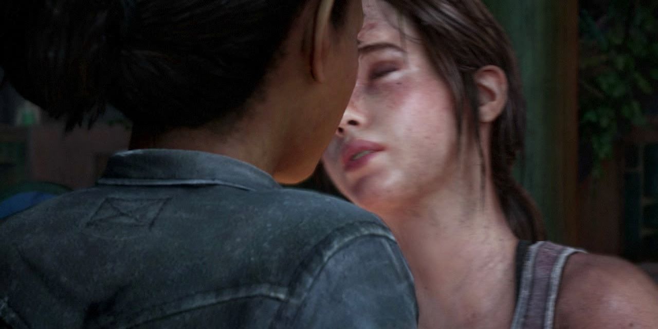 Ellie kisses Riley in The Last of Us: Left Behind.