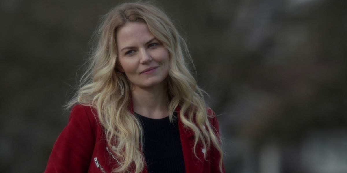Emma smiling fondly at the camera in Once Upon A Time