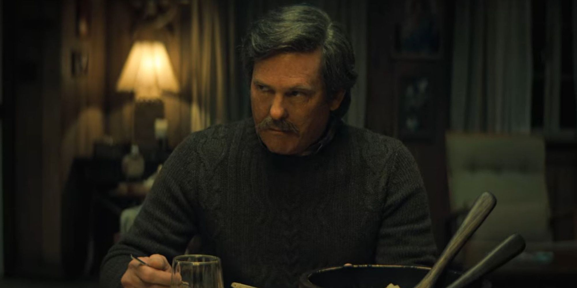 Henry Thomas as Ed Flynn (Homecoming Dinner) in Netflix Midnight Mass