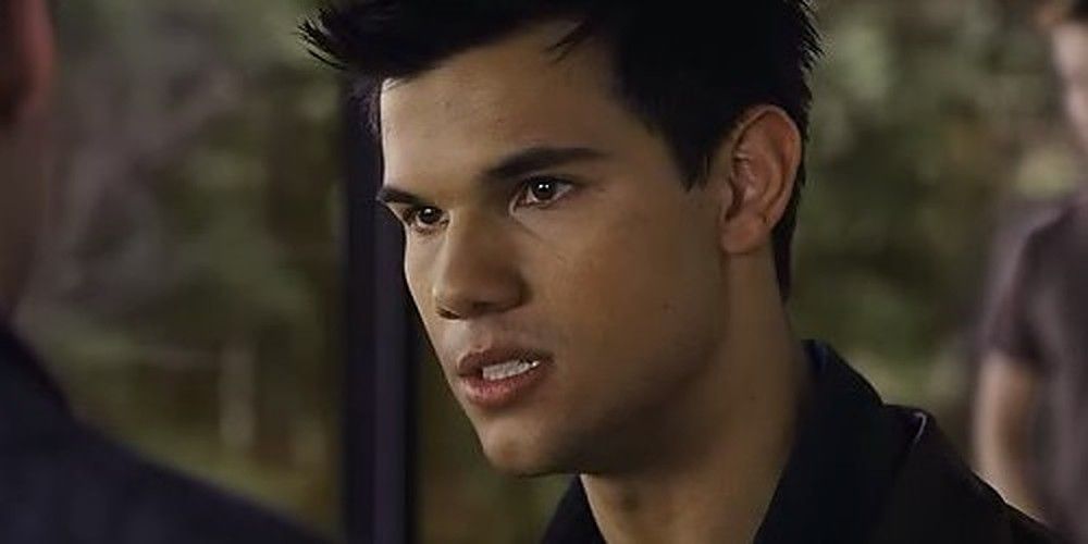 Jacob looking serious in Twilight Breaking Dawn Part 1