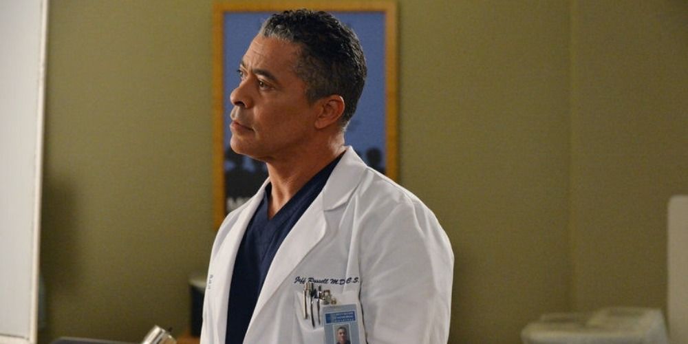 Head of Cardio Dr. Jeff Russell reacts to news about Grey Sloan doctors being ineligible for the Harper Avery Award in Grey&rsquo;s Anatomy
