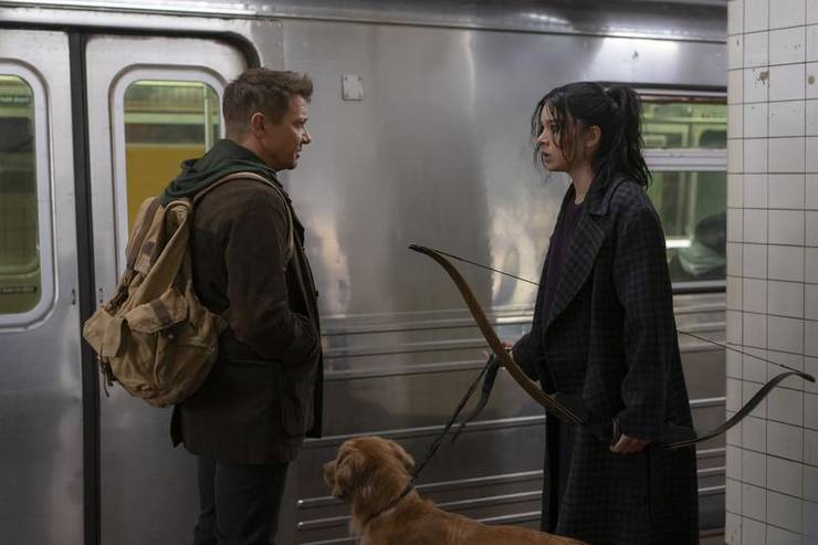 NEW: Hawkeye Images Show Kate Bishop, Clint & Lucky 3 Kate and Clint with Lucky the Pizza Dog