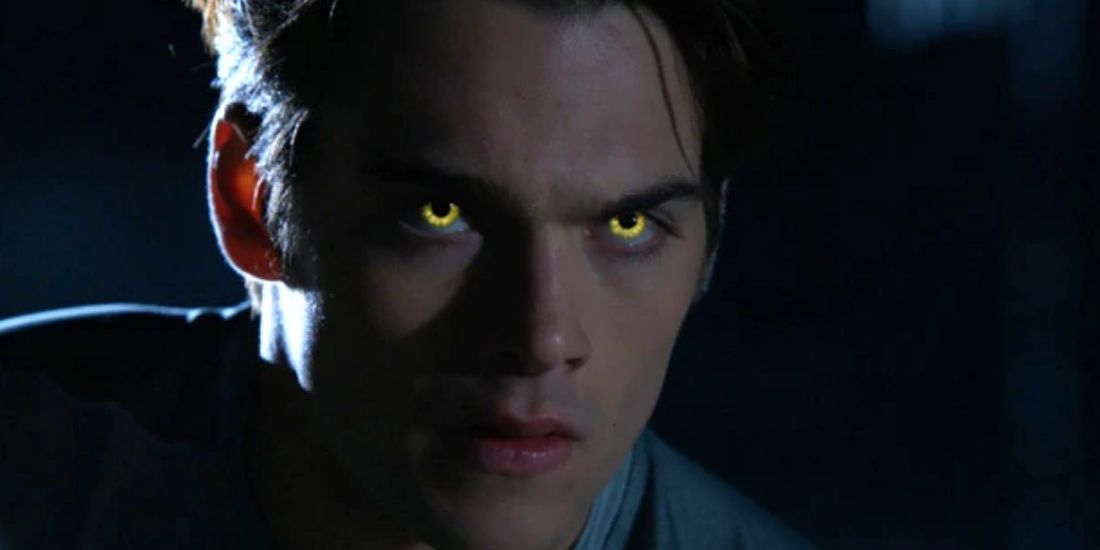 Liam has yellow eyes in a closeup in Teen Wolf