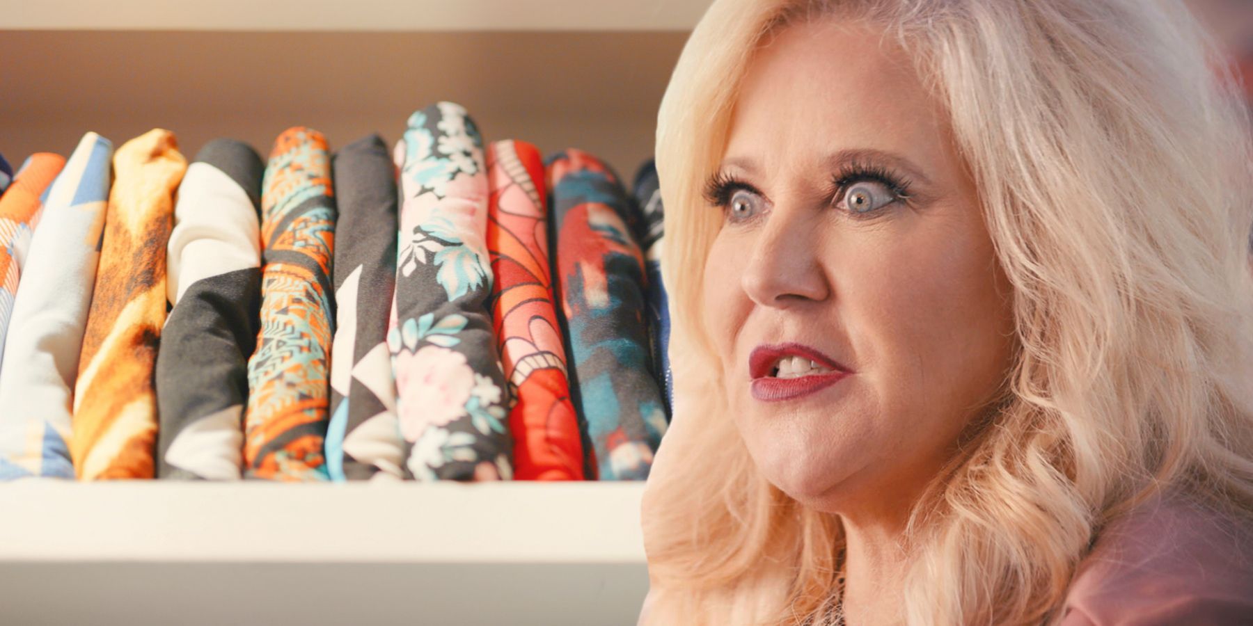 Lularoe's Leggings 'Rip Like Wet Toilet Paper,' And Now They're