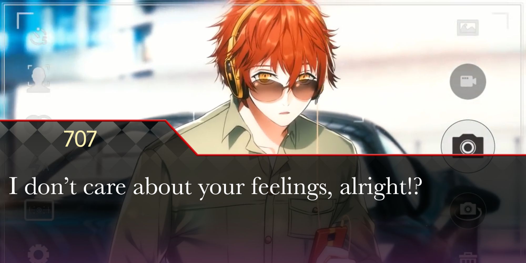 707 wears headphones &amp; shades and says he doesn't have feelings for the player in Mystic Messenger.