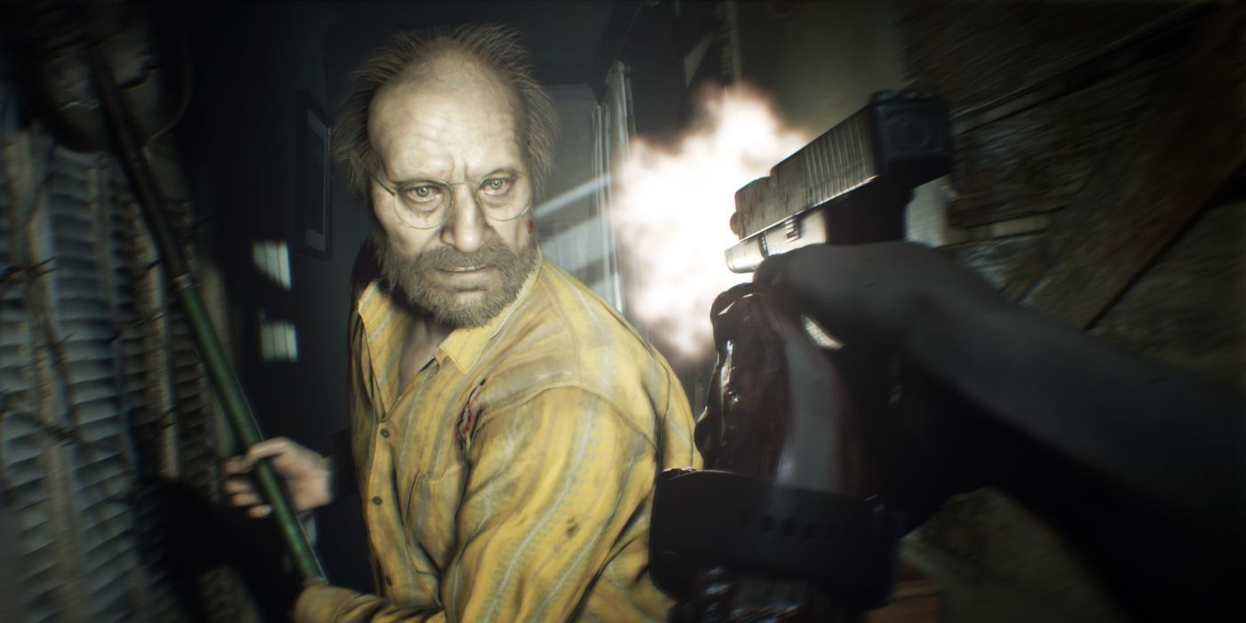 Jack Baker attacks in Resident Evil VII: Biohazard.