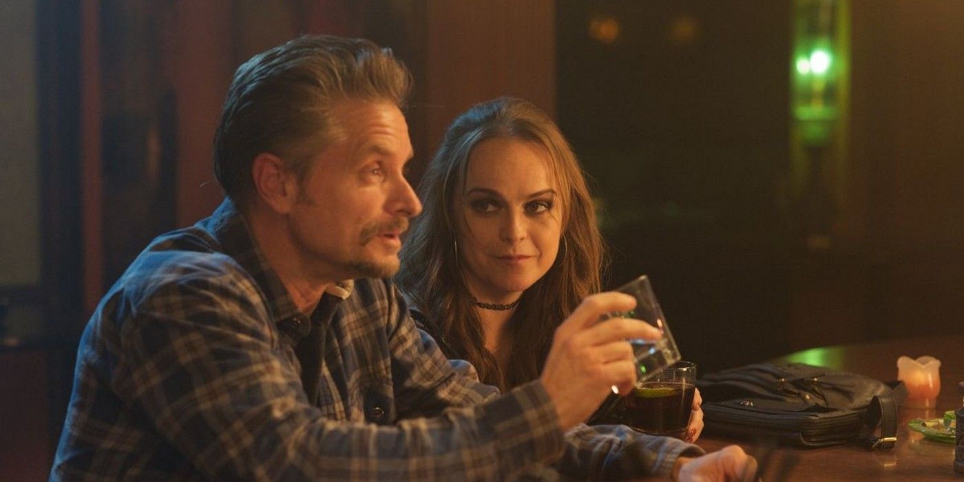 Shea Wingham as Parker and Taryn Manning as Corey in The Gateway