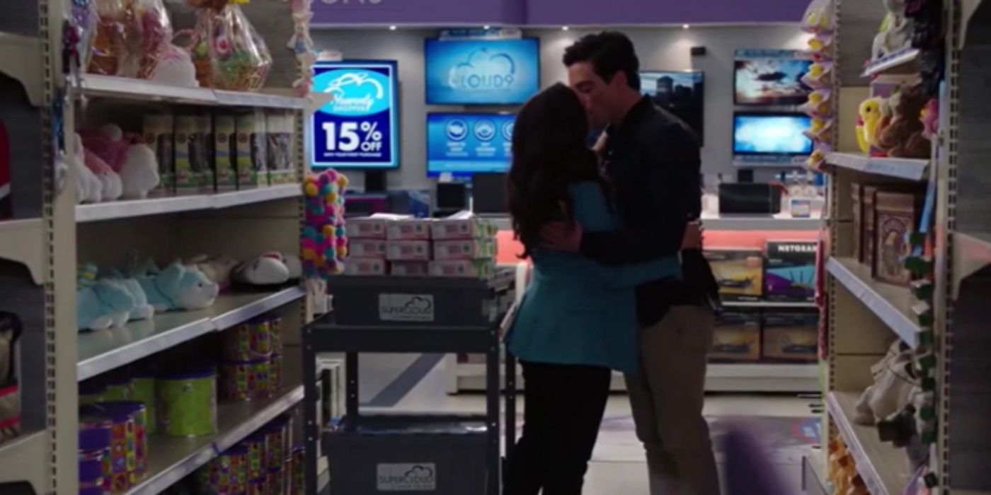 Jonah and Amy kissing in CLoud 9 in Superstore