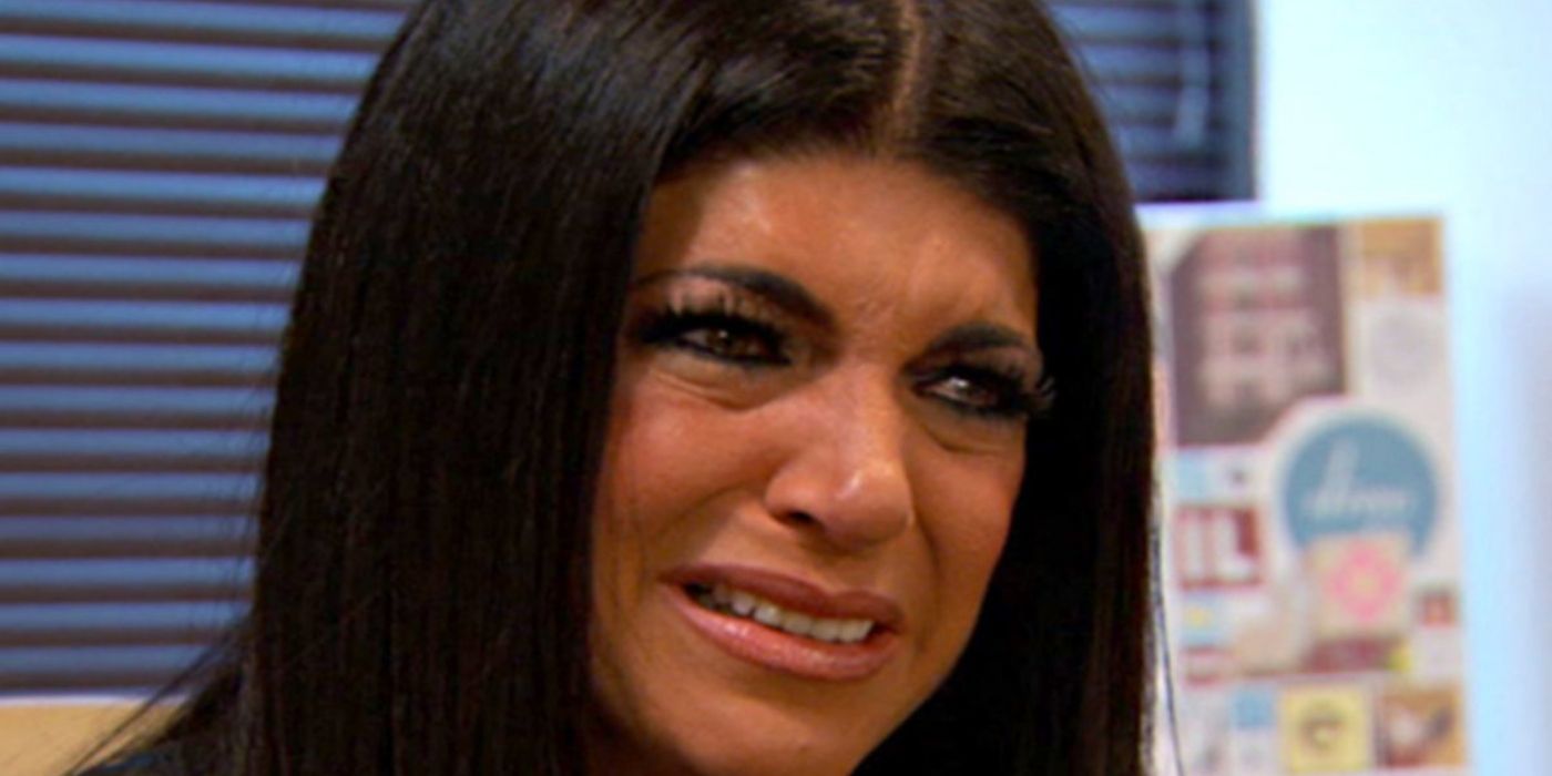 Teresa Giudice crying in season 5 of RHONJ