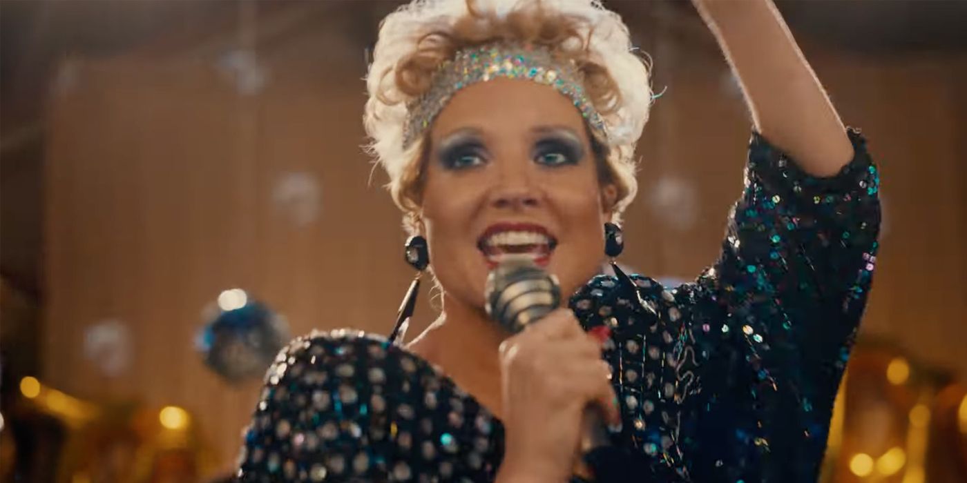 Jessica Chastain singing in The Eyes of Tammy Faye