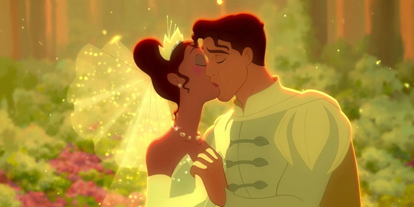 Tiana and Naveen kiss in Princess and the Frog