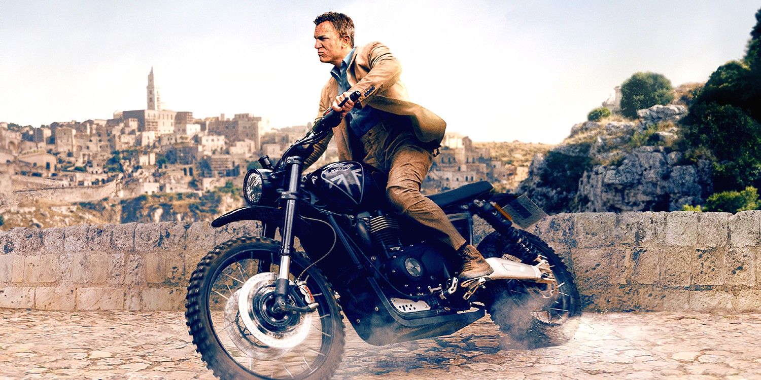 Daniel Craig on a motorcycle No Time To Die