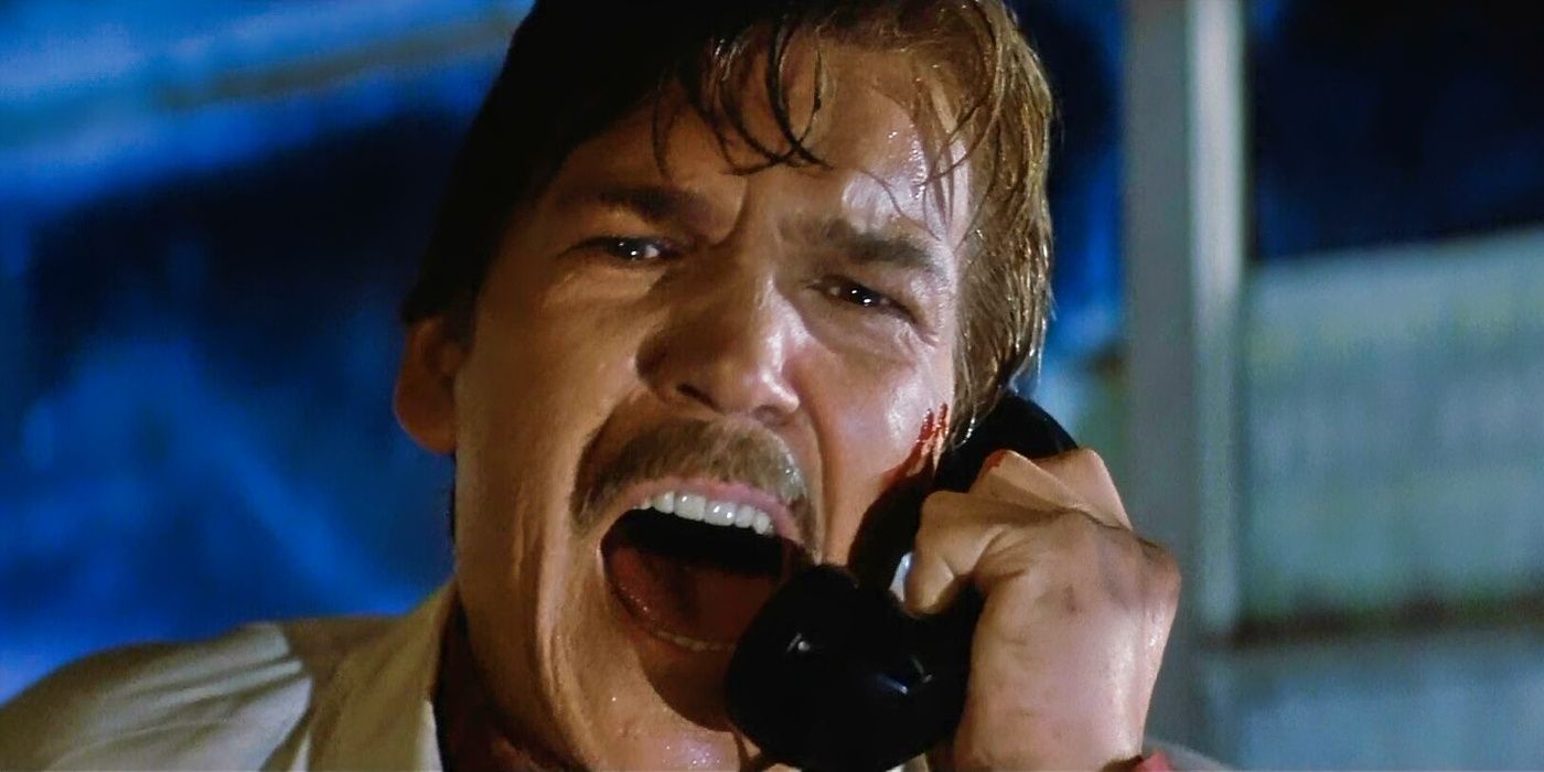 Tom Atkins character screaming into a phone in Halloween 3