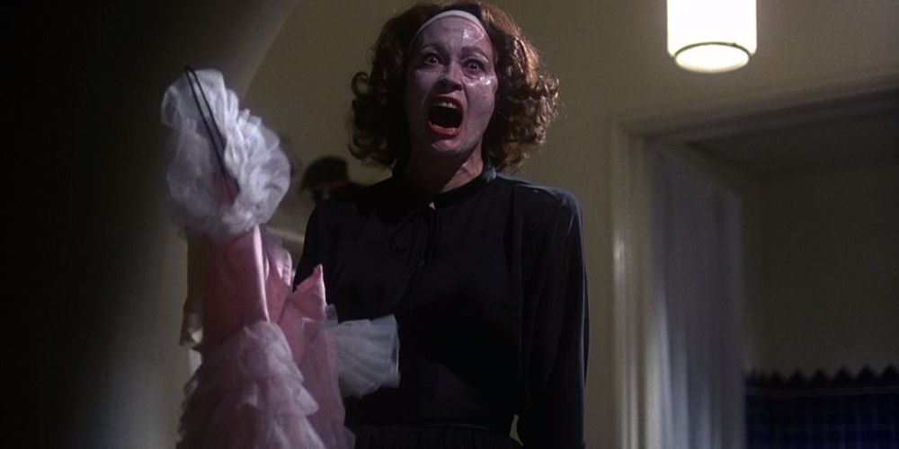 Joan shouts &quot;No Wire Hanger&quot; in Mommie Dearest