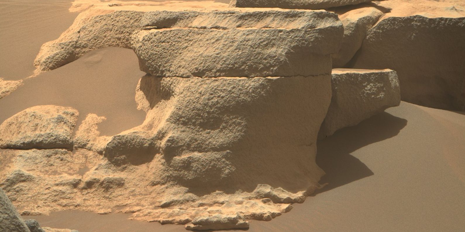 Bastide rock on Mars