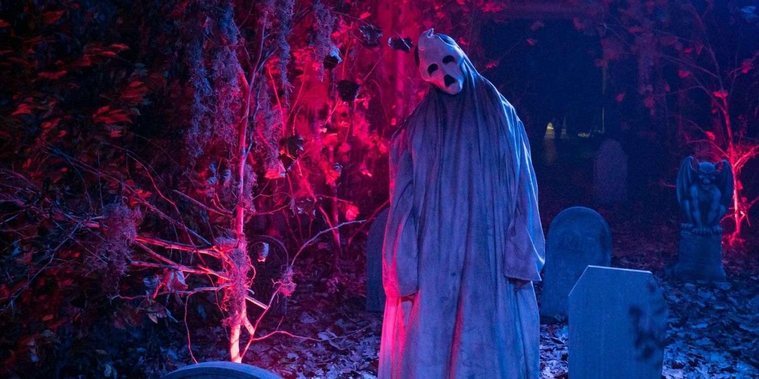 A masked figure in Eli Roth's Haunt