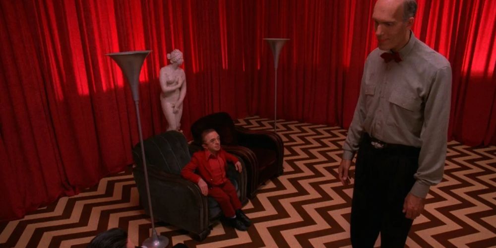 Dale investigates the Red Room on Twin Peaks.