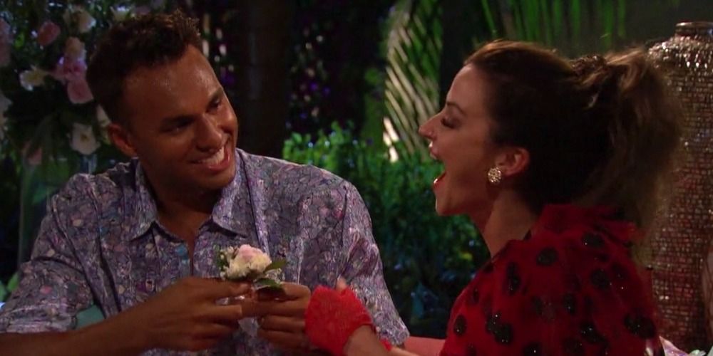 Aaron &amp; Tia from Bachelor in Paradise smiling together