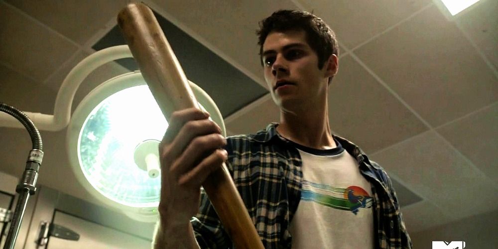 Stiles holding a baseball bat in Teen Wolf