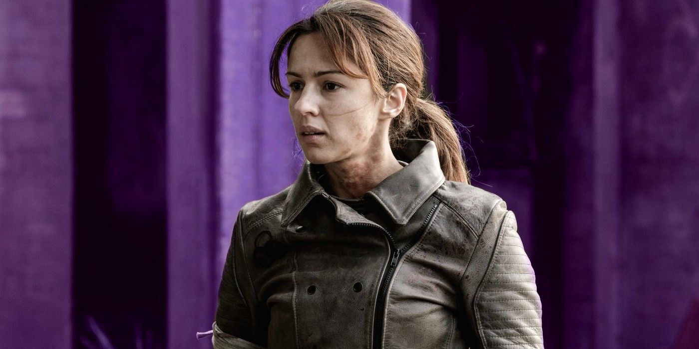 Annet Mahendru as Huck Jennifer Mallick in Walking Dead World Beyond