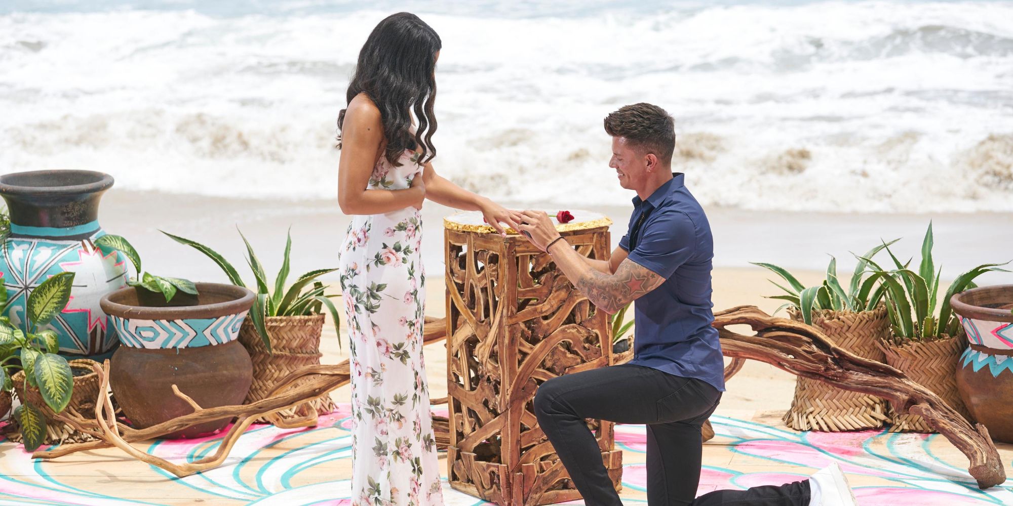 Kenny proposes to Mari on Bachelor In Paradise