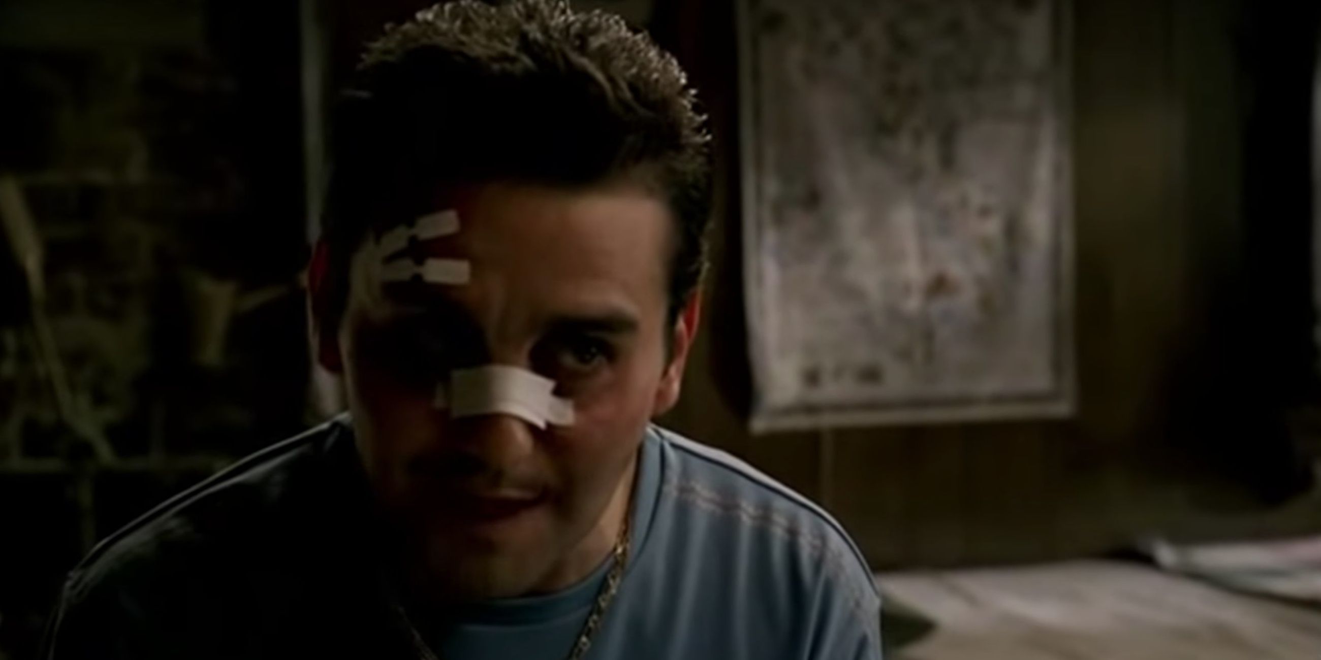 A bandaged Benny explaisn to Tony what happened in The Sopranos