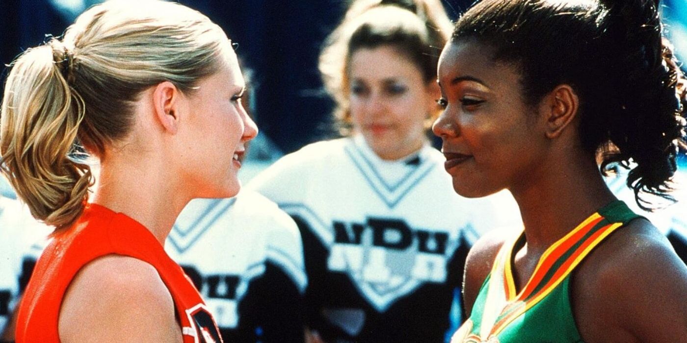 Torrance and Isis talking in Bring It On